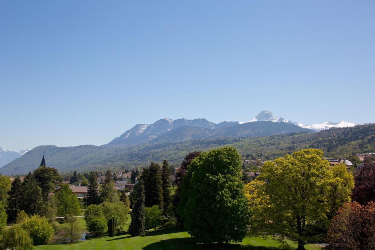 Hotel Royal Evian-les-Bains Exterior photo