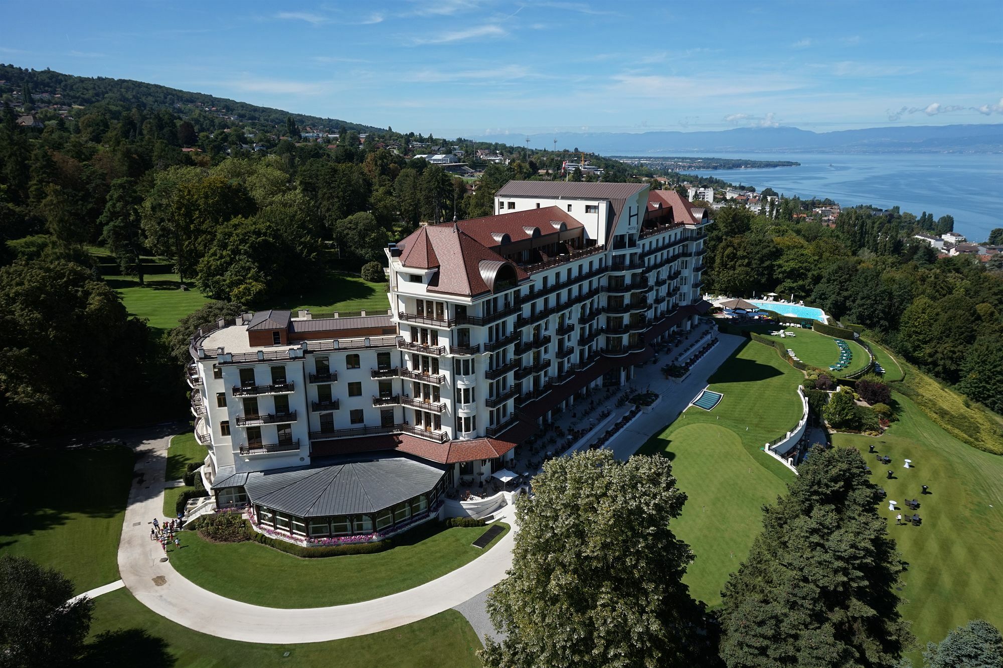 Hotel Royal Evian-les-Bains Exterior photo